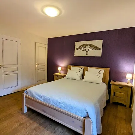 B&B Violette Dans Batisse Du 18e Siecle Au Calme - Fr-1-589-710 *