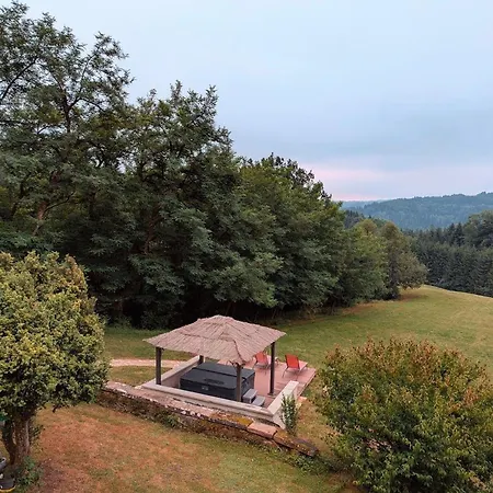 Violette Dans Batisse Du 18e Siecle Au Calme - Fr-1-589-710 Moyenmoutier