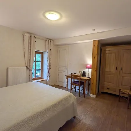 Violette Dans Batisse Du 18e Siecle Au Calme - Fr-1-589-710 B&B